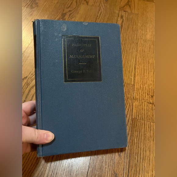 VINTAGE 1960's PRINCIPLES OF MANAGEMENT - TERRY - HARDCOVER BOOK - Picture 1 of 10